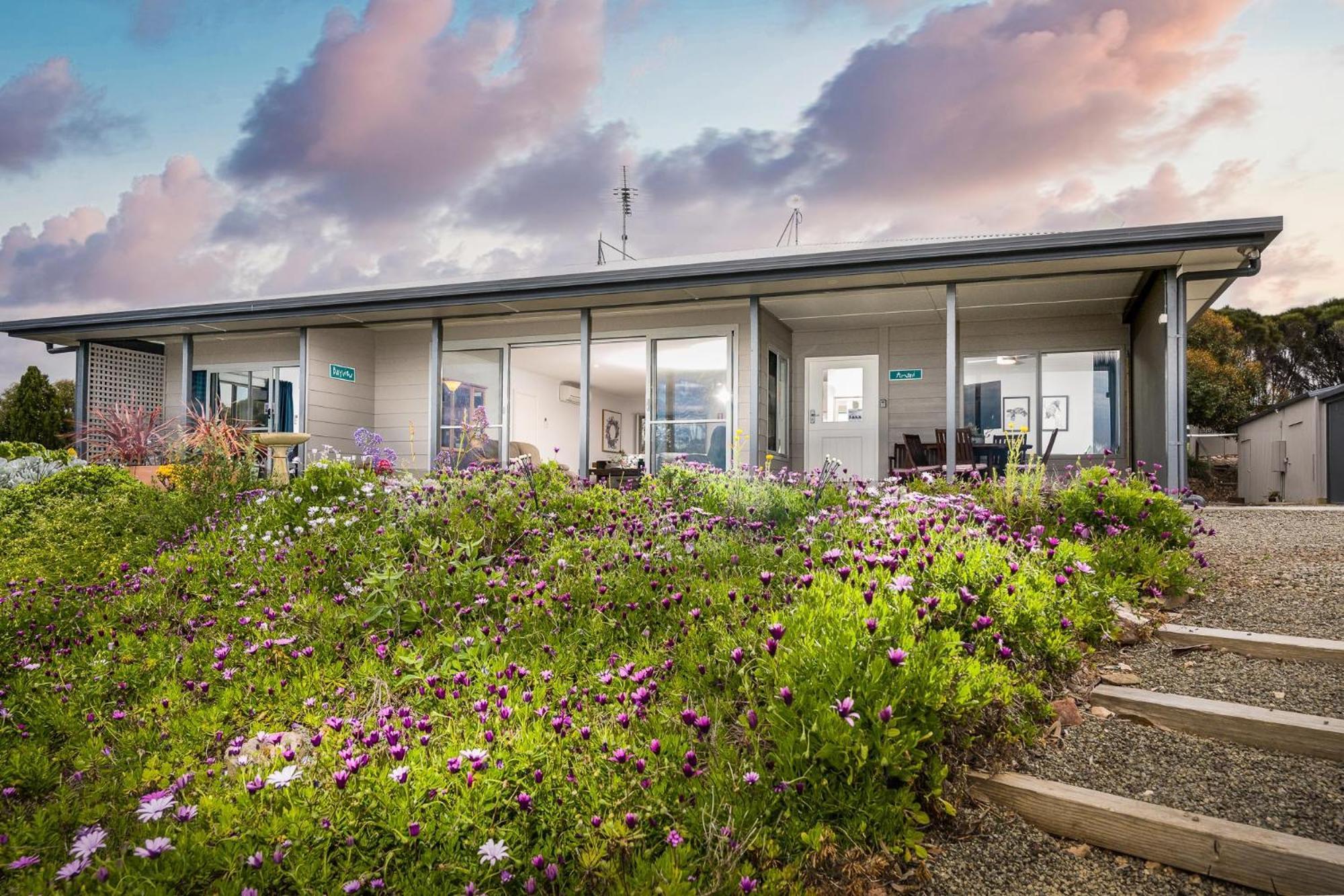 Emu Bay Holiday Homes エクステリア 写真